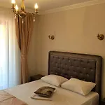 Guest house Pensiunea La Iani 3*
