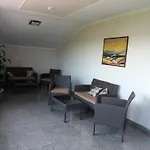Guest house Pensiunea La Iani