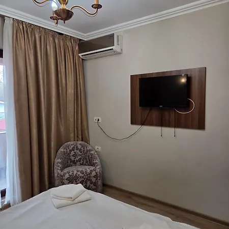 Pensiunea La Iani Vendégház 3*