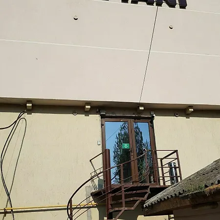 Pensiunea La Iani Πανσιόν 3*