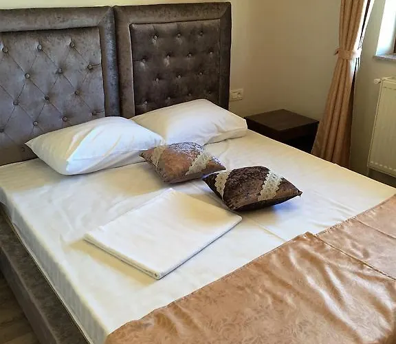 Vendégház Pensiunea La Iani