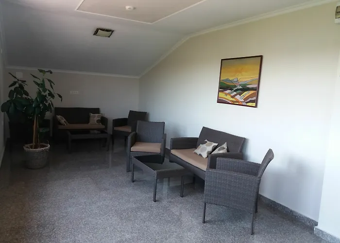 Vendégház Pensiunea La Iani